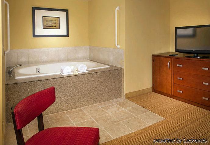 Hotel Courtyard Long Island Macarthur Airport Ronkonkoma